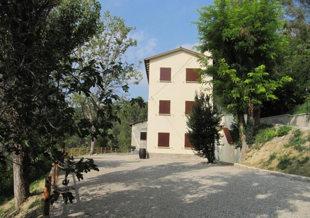 Podere Riosto Cantina&Agriturismo Пианоро Екстериор снимка